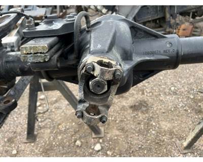GMC GM515 Front Axle Assembly