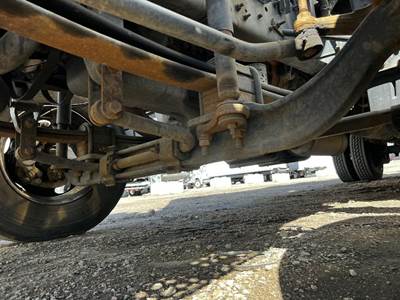 GMC T7 Front Axle Assembly