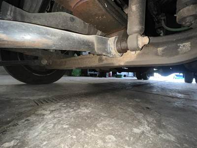 GMC WT5500 Front Axle Assembly