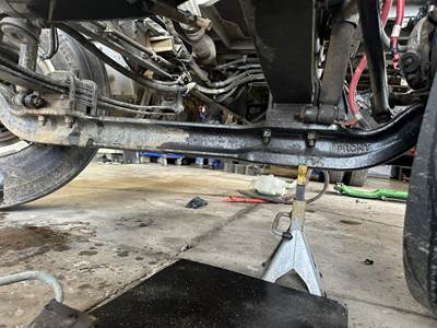 International 4300 Front Axle Assembly