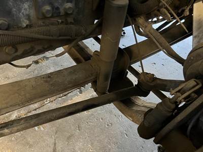 International 4300 Front Axle Assembly
