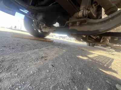 International 4300 Front Axle Assembly