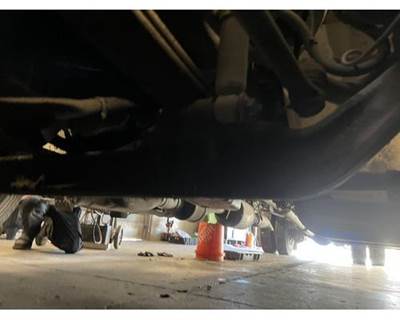 International 4300 Front Axle Assembly