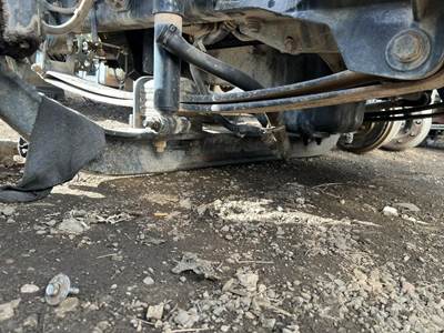 International 4400 Front Axle Assembly