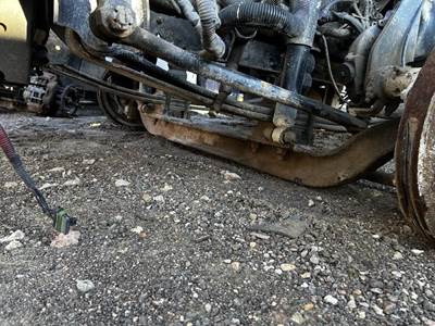 International 4400 Front Axle Assembly