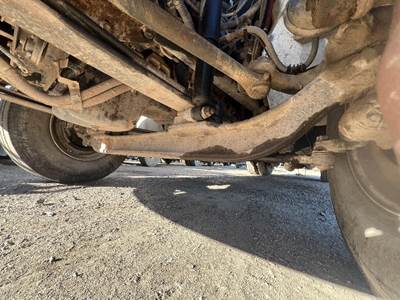 International 4400 Front Axle Assembly