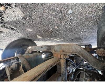International 4400 Front Axle Assembly