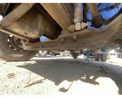 International 4400 Front Axle Assembly