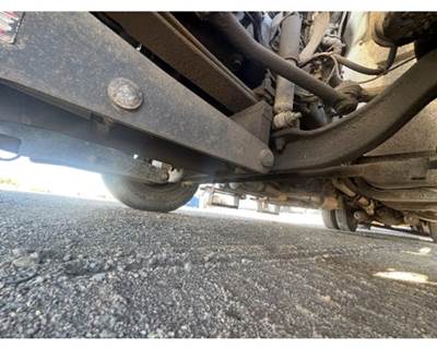 International 4400 Front Axle Assembly