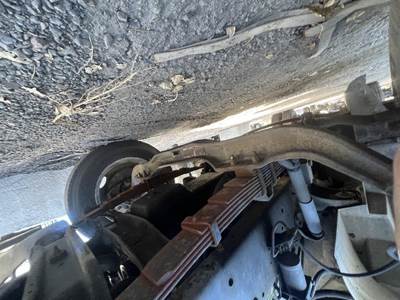 International 4700 Front Axle Assembly