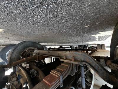 International 8100 Front Axle Assembly