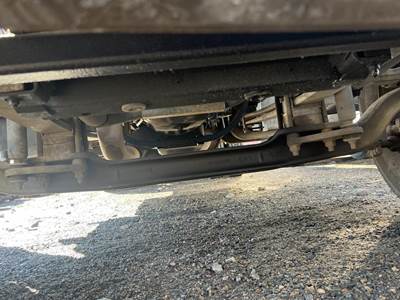 Isuzu FTR Front Axle Assembly