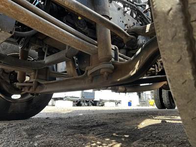 Isuzu FTR Front Axle Assembly