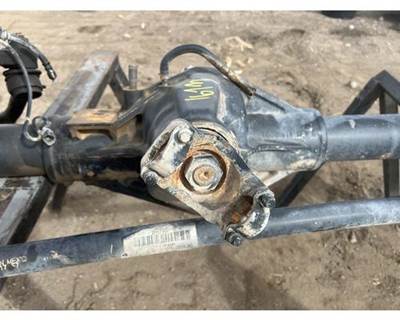 Meritor C4500 Front Axle Assembly for a Chevrolet C4500