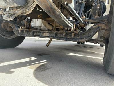 Peterbilt 330 Front Axle Assembly