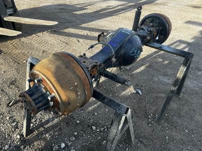 Chevrolet W4500 Rear Axle Assembly