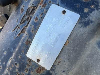 Eaton 19060S Rear Axle Assembly for a GMC C6500