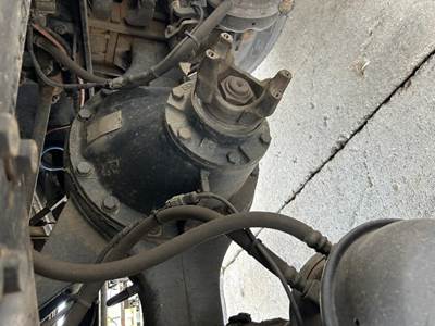 Ford F-750 Rear Axle Assembly for a Ford F750