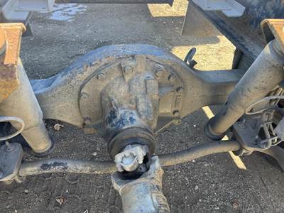 GMC Rear Axle Assembly for a GMC C5500