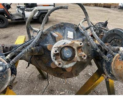 International 7500 Rear Axle Assembly