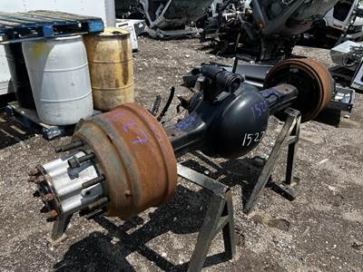 Kenworth Rear Axle Assembly for a Kenworth T270