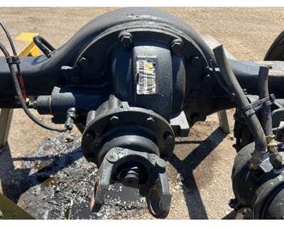 Freightliner Rear Axle Assembly for a Freightliner M2 106