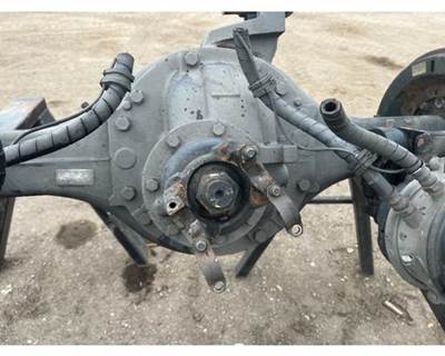 Meritor RS1914 Rear Axle Assembly for a Hino 268