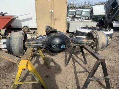 Meritor Rear Axle Assembly for a Kenworth T270