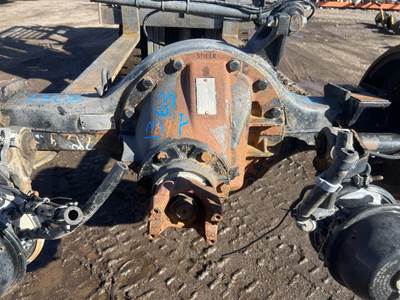 Peterbilt Rear Axle Assembly for a Peterbilt 330
