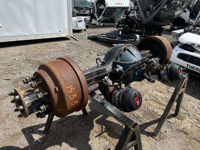 Spicer 337 Rear Axle Assembly for a Peterbilt 337