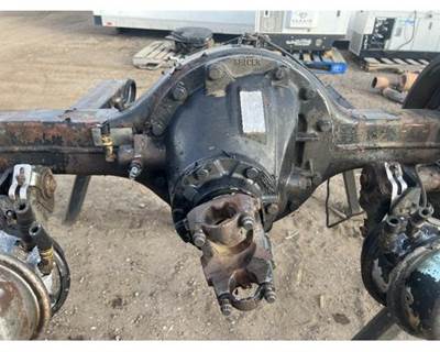 Spicer 337 Rear Axle Assembly for a Peterbilt 337
