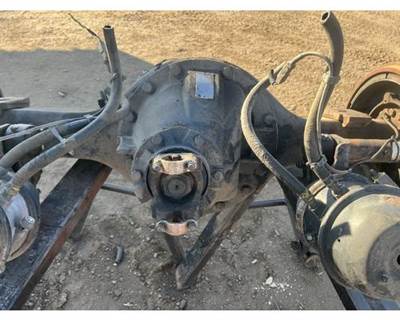 Spicer 4300 Rear Axle Assembly for a International 4300