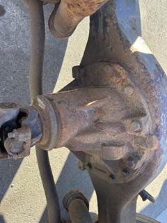 Spicer Rear Axle Assembly for a GMC C5500