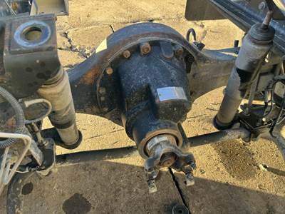 Spicer S-150 Rear Axle Assembly for a GMC C5500