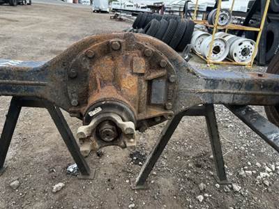 Spicer S130 Rear Axle Assembly for a GMC C5500