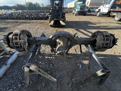 Spicer S130 Rear Axle Assembly for a GMC C5500