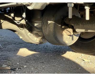 Spicer S130 Rear Axle Assembly for a International 4300