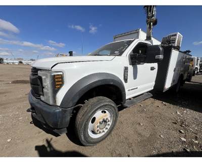 Ford F-550 Battery Box for a Ford F550