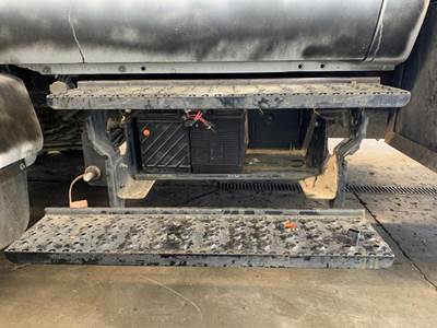 Ford F-650 Battery Box for a Ford F650