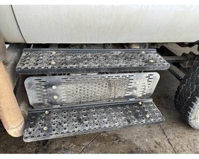 Ford F-750 Battery Box for a Ford F750