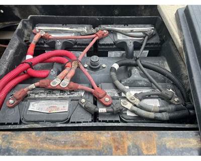 Freightliner Cascadia Battery Box