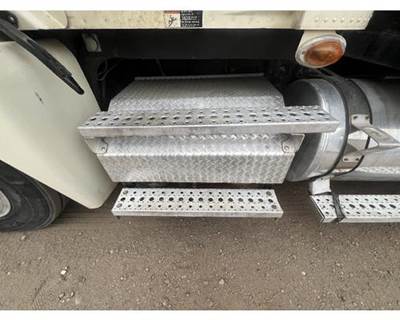 Freightliner Columbia Battery Box