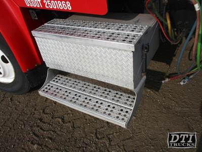 Freightliner M2 112 Battery Box