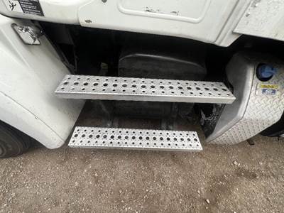 Freightliner M2 112 Battery Box