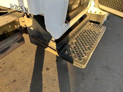 GMC C5500 Battery Box