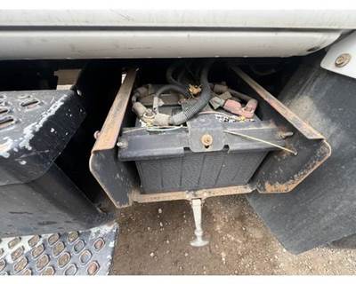 GMC C7500 Battery Box