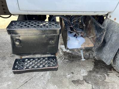 GMC C8500 Battery Box