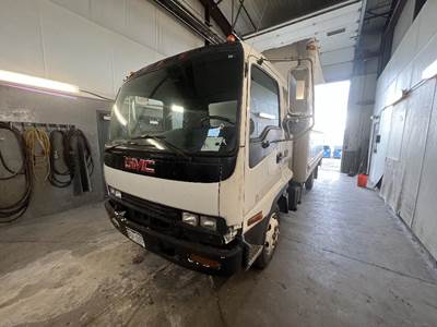 GMC WT5500 Battery Box