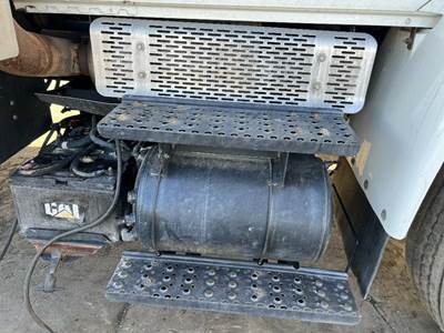 International 4300 Battery Box