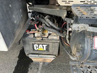International 4400 Battery Box